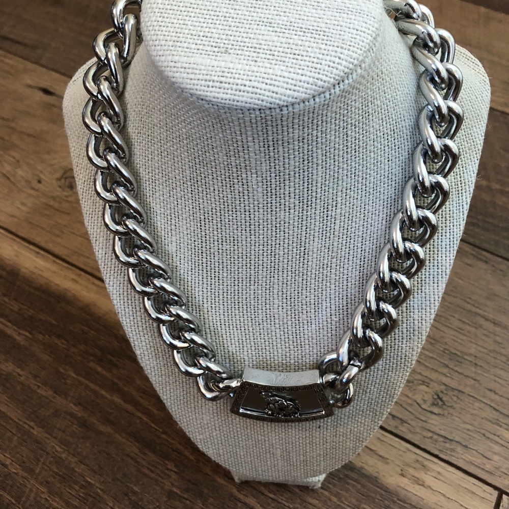 Silver Elephant Urban Necklace